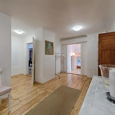 Blauer Spatz 라이헤나우